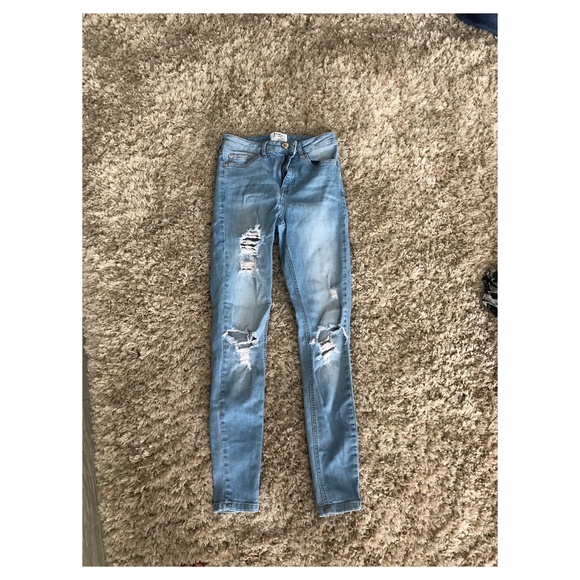 Miss Selfridge Women's Light Wash Ripped Jeans - Picture 3 of 6